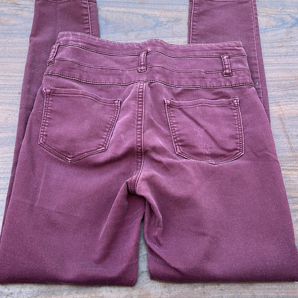 Maroon Jeans - Picture 5 of 5